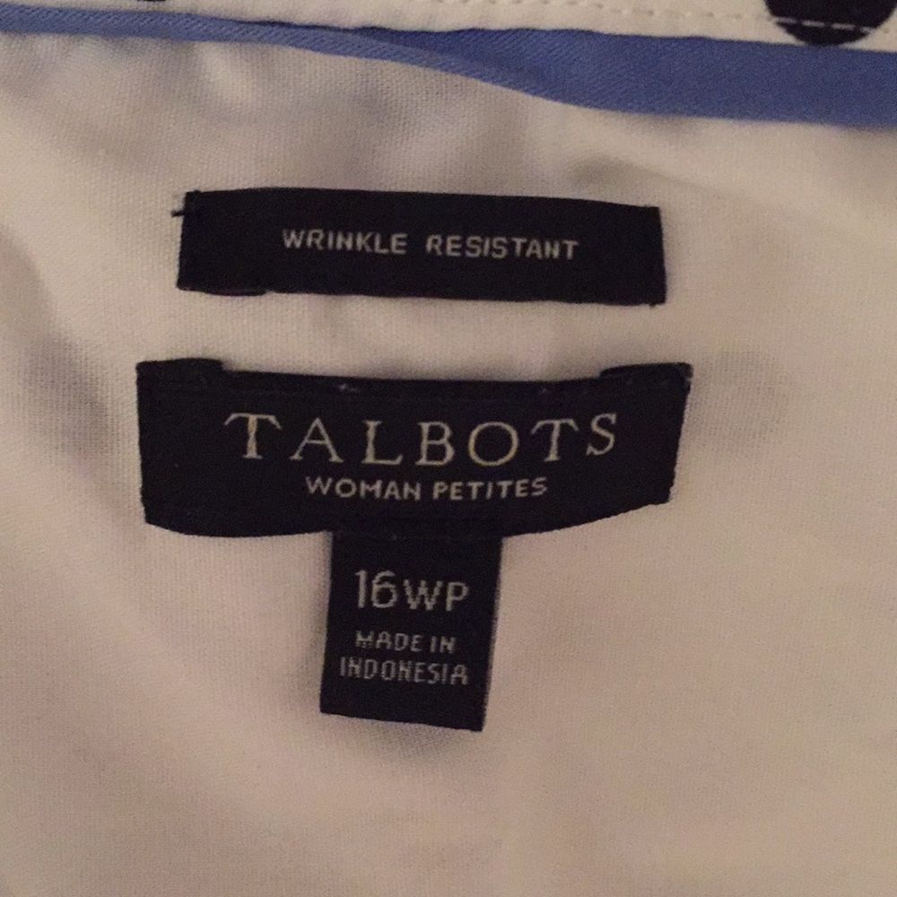 Button up - Picture 2 of 2
